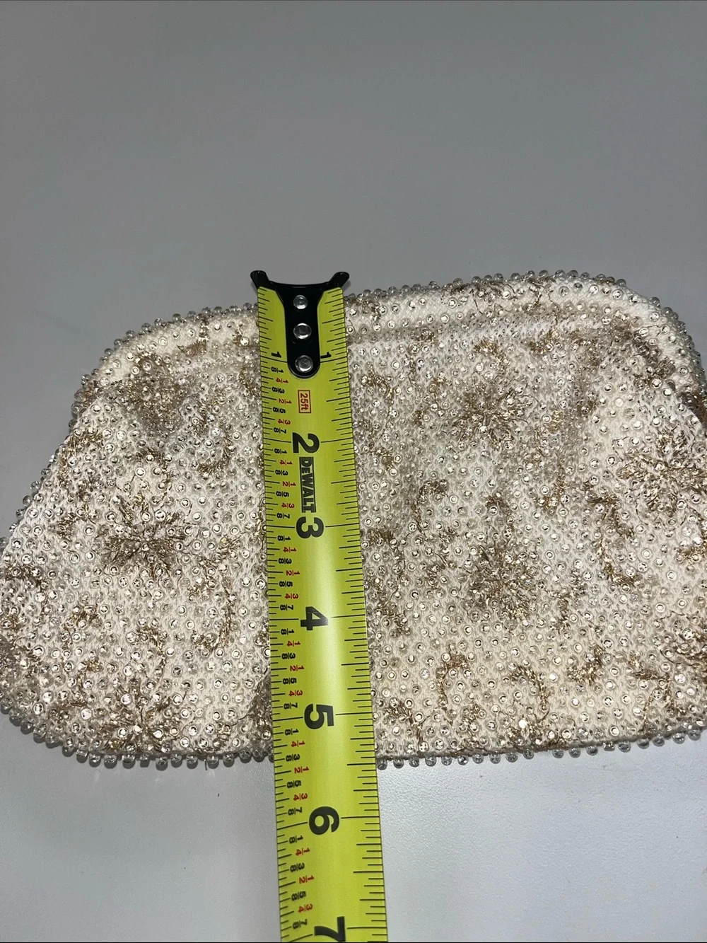 Source Unknown Ivory and Gold Beaded Evening Clutch
